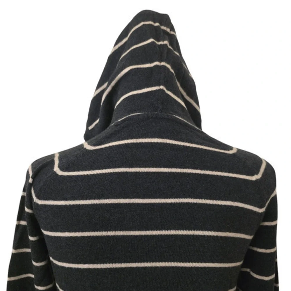 I Love H81 Sz Small Striped Pullover Lightweight Hoodie Sweater Blue and Cream‎